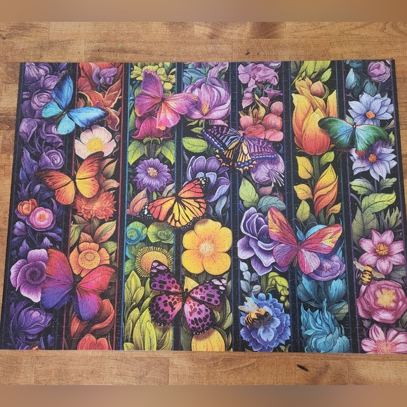 Buffalo Signatue Collection Flowers & Flyers 1000 Piece Puzzle - Picture 9 of 10